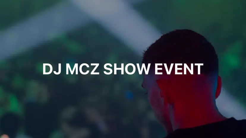 DJ MCZ SHOW EVENT aux platines lors d'une soirée